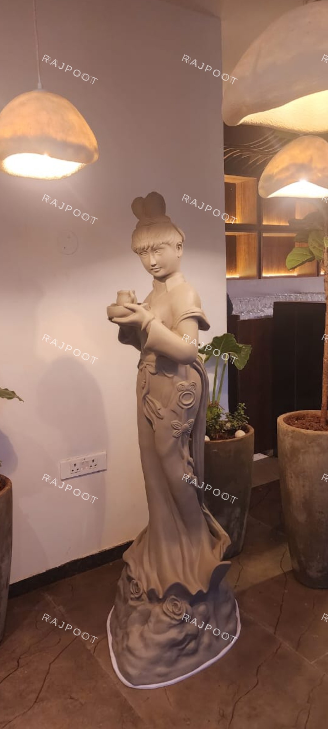 Traditional Lady Fiberglass Floor Decor